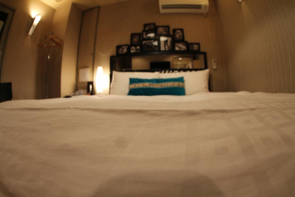Hotel Hagoromo Hiroshima Extérieur photo